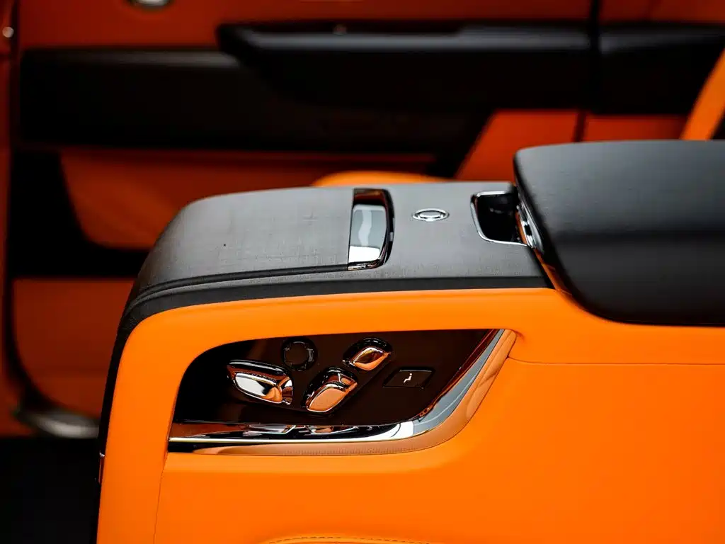 Rolls-Royce Cullinan 2025 2024 4-Seater