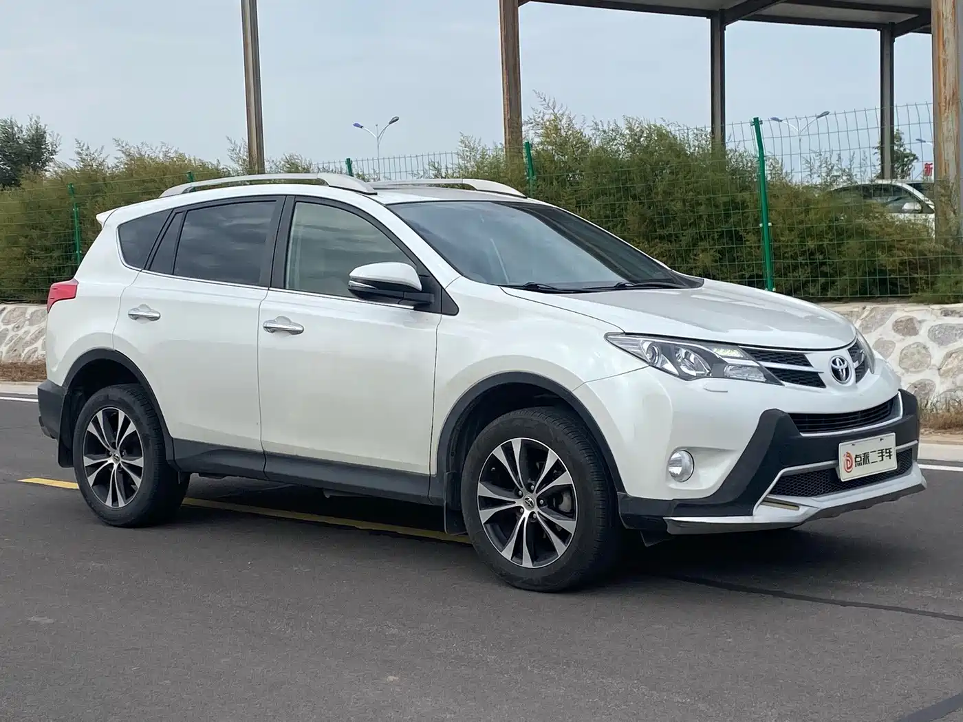 Фото 3 - Toyota RAV4
