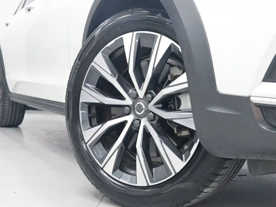 Volvo V90 2023 2021 Model Cross Country B5 AWD Smart Edition