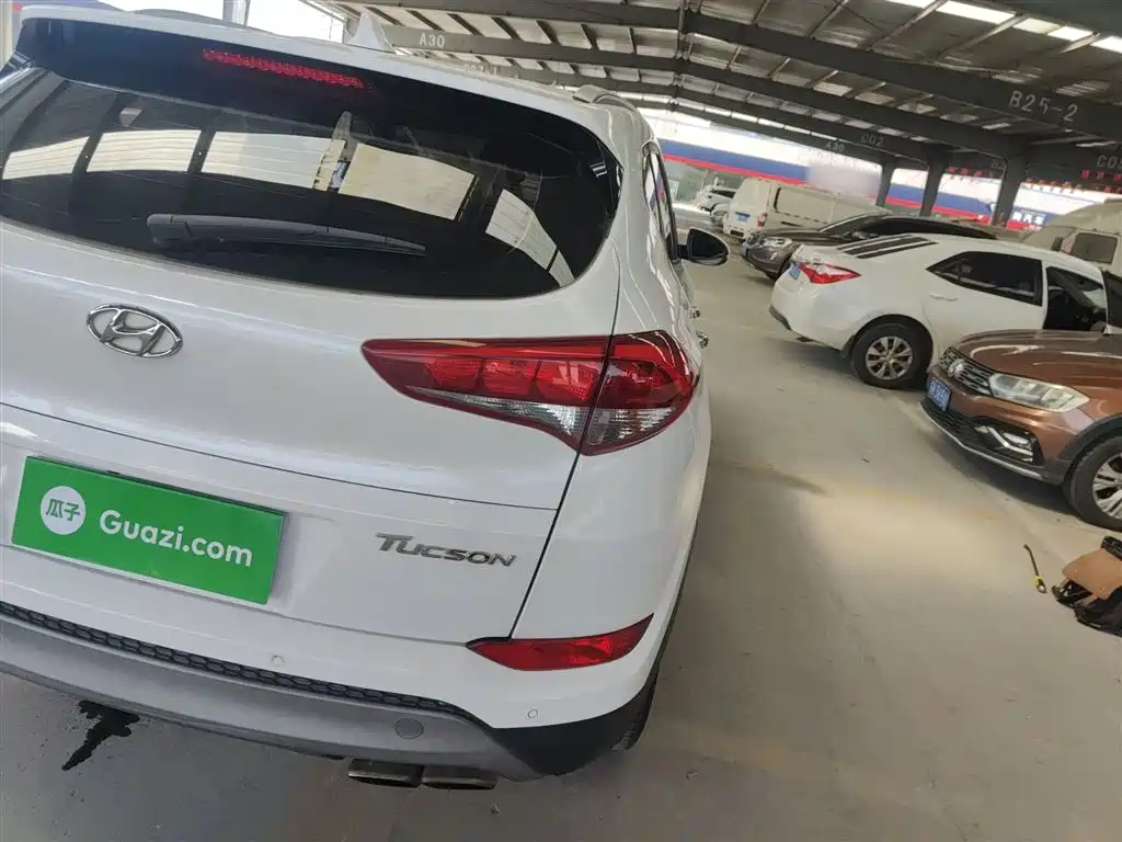 Hyundai Tucson 2015 1.6T Dual Clutch 2WD Smart фото 24