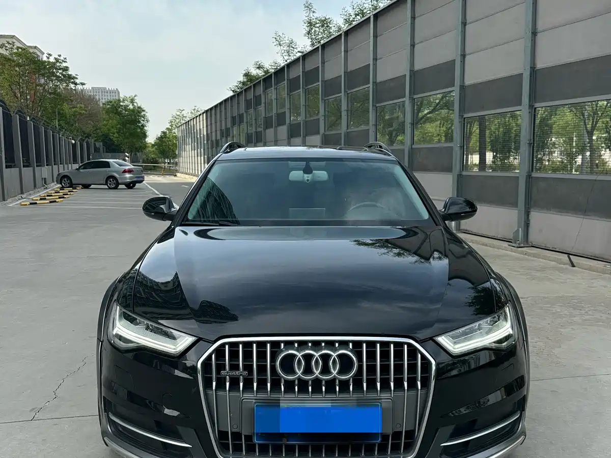 Audi A6 (Import) 2017 3.0T allroad quattro фото 2