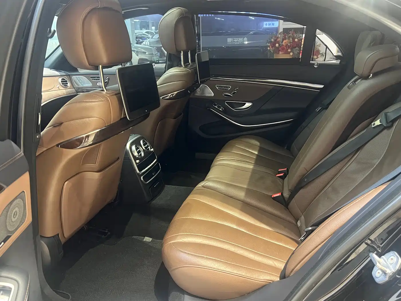 Mercedes-Benz S-Class 2019 S 350 L Luxury Ultimate Edition фото 20
