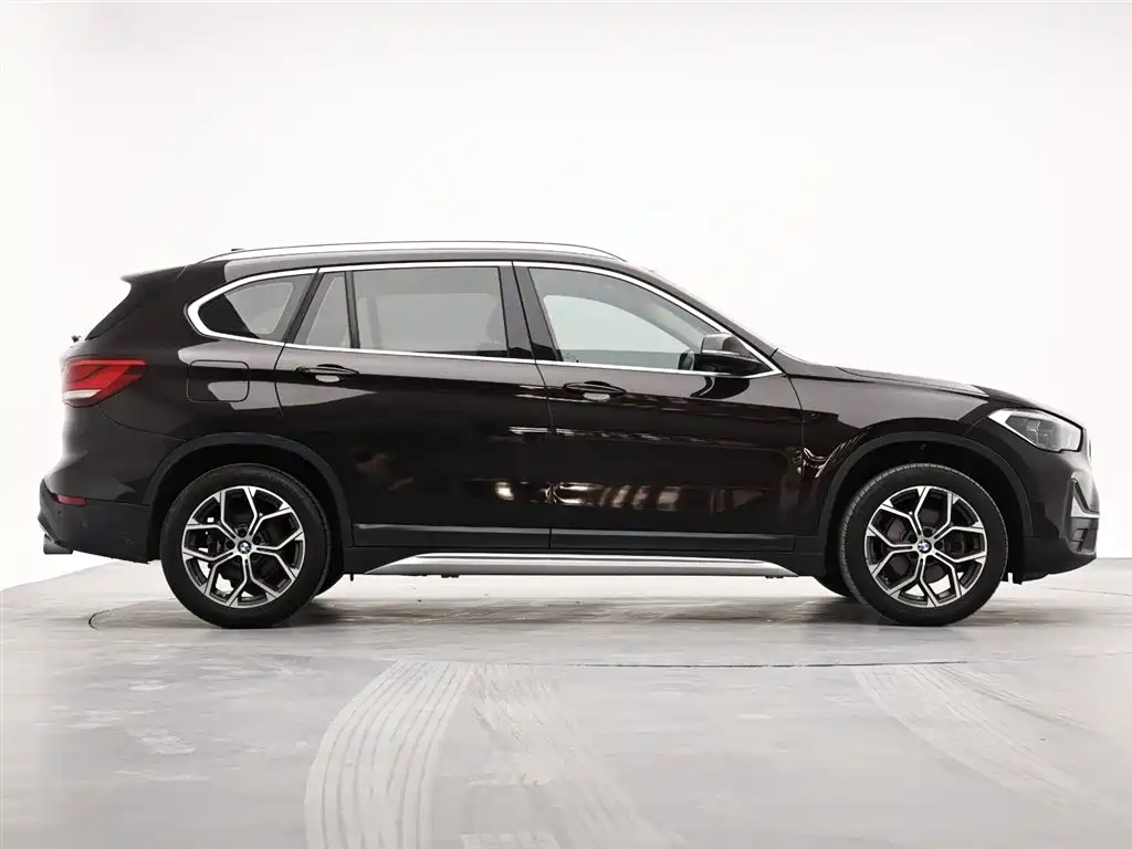 BMW X1 2020 sDrive20Li Premium Edition фото 6