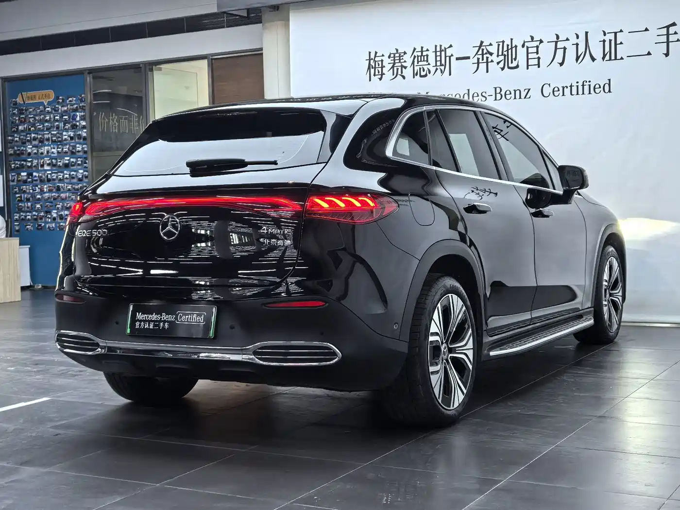 Mercedes-Benz EQE SUV 2025 2024 500 4MATIC Pioneer Edition