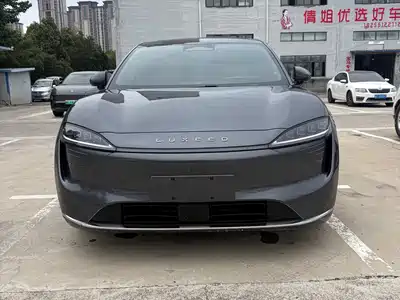 Luxeed R7
