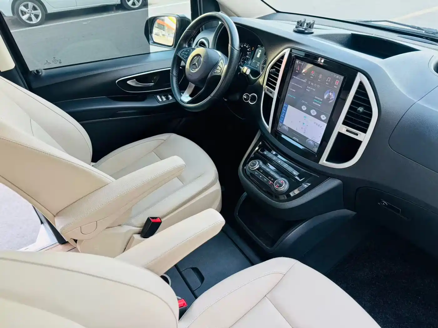 Mercedes-Benz Vito 2018 2.0T Business Edition China VI фото 8