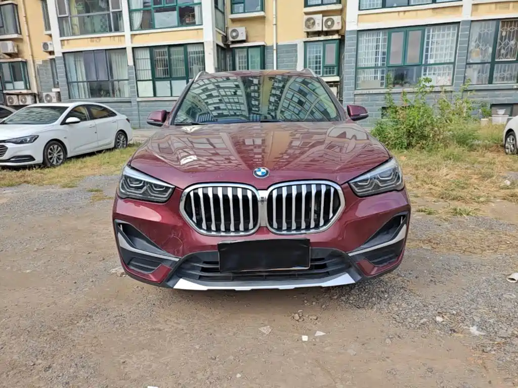 Photo 3 - BMW X1