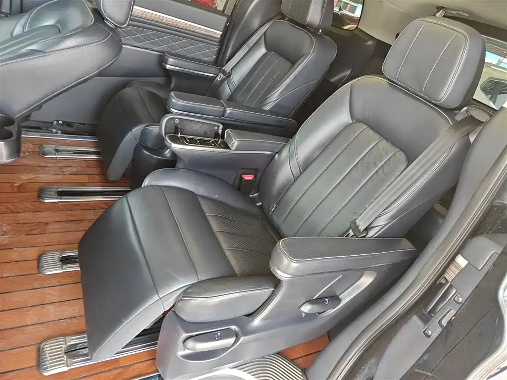 GAC Trumpchi Trumpchi M8 2020 Pilot 390T Prestige Edition фото 9
