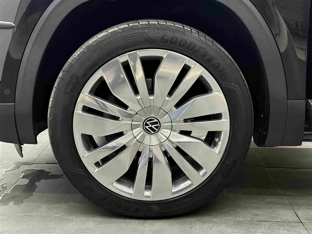 Фото 18 - Volkswagen Teramont