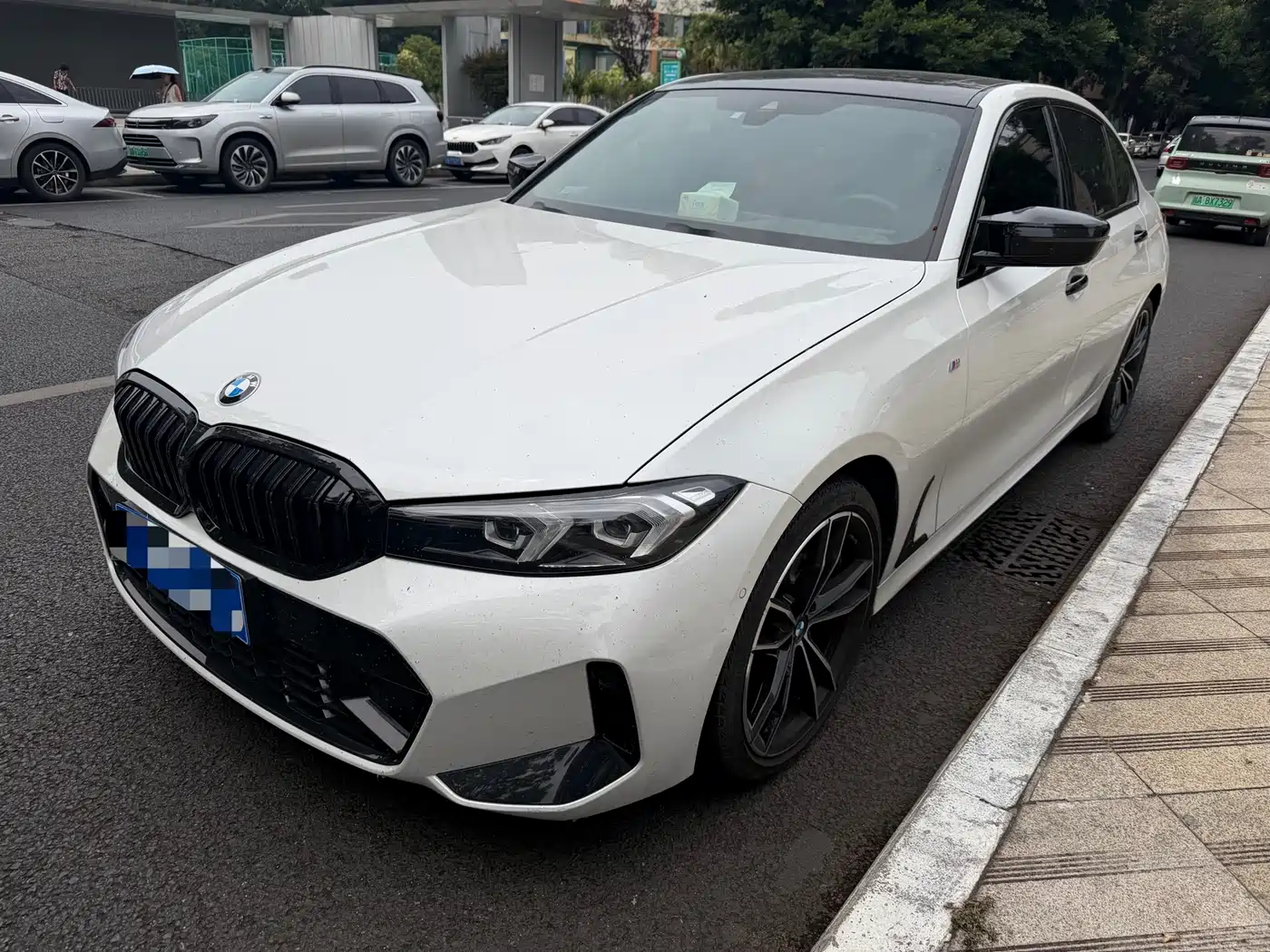 BMW 3-SERIES