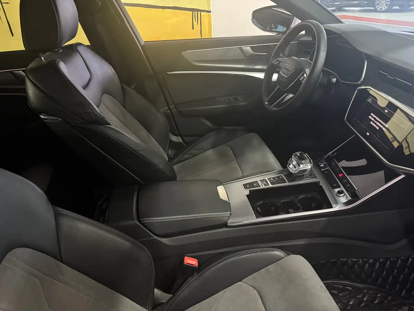 Audi A6L 2022 40 TFSI Luxury Dynamic фото 7