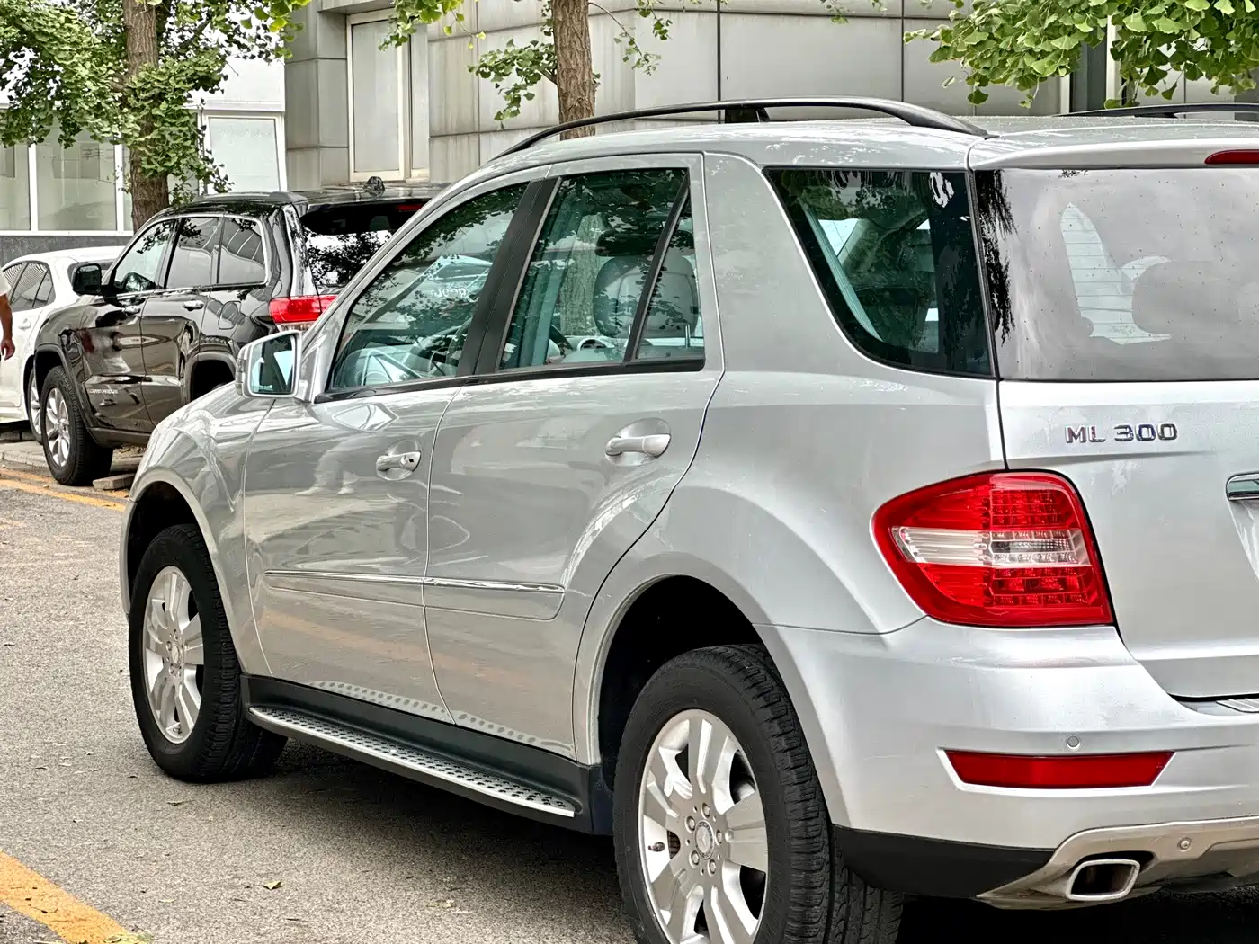 Mercedes-Benz M-Class 2010 ML 300 4MATIC фото 14