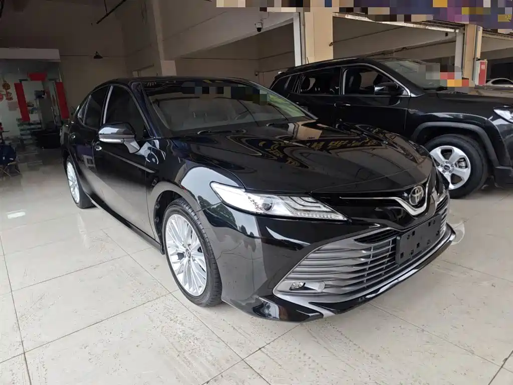 Toyota Camry 2018 2.5G Luxury Edition фото 4
