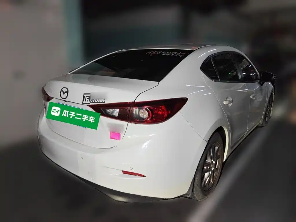 Mazda Mazda 3 2014 2014 Sedan 1.5L Automatic Luxury