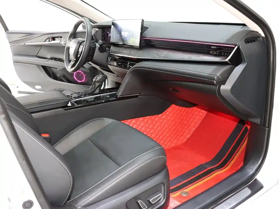 Toyota Camry 2025 2024 2.0GVP Luxury Edition