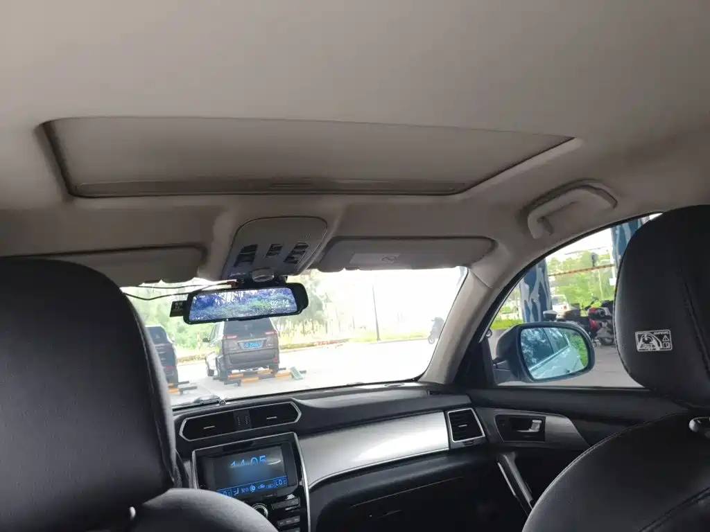 Фото 9 - Haval H2