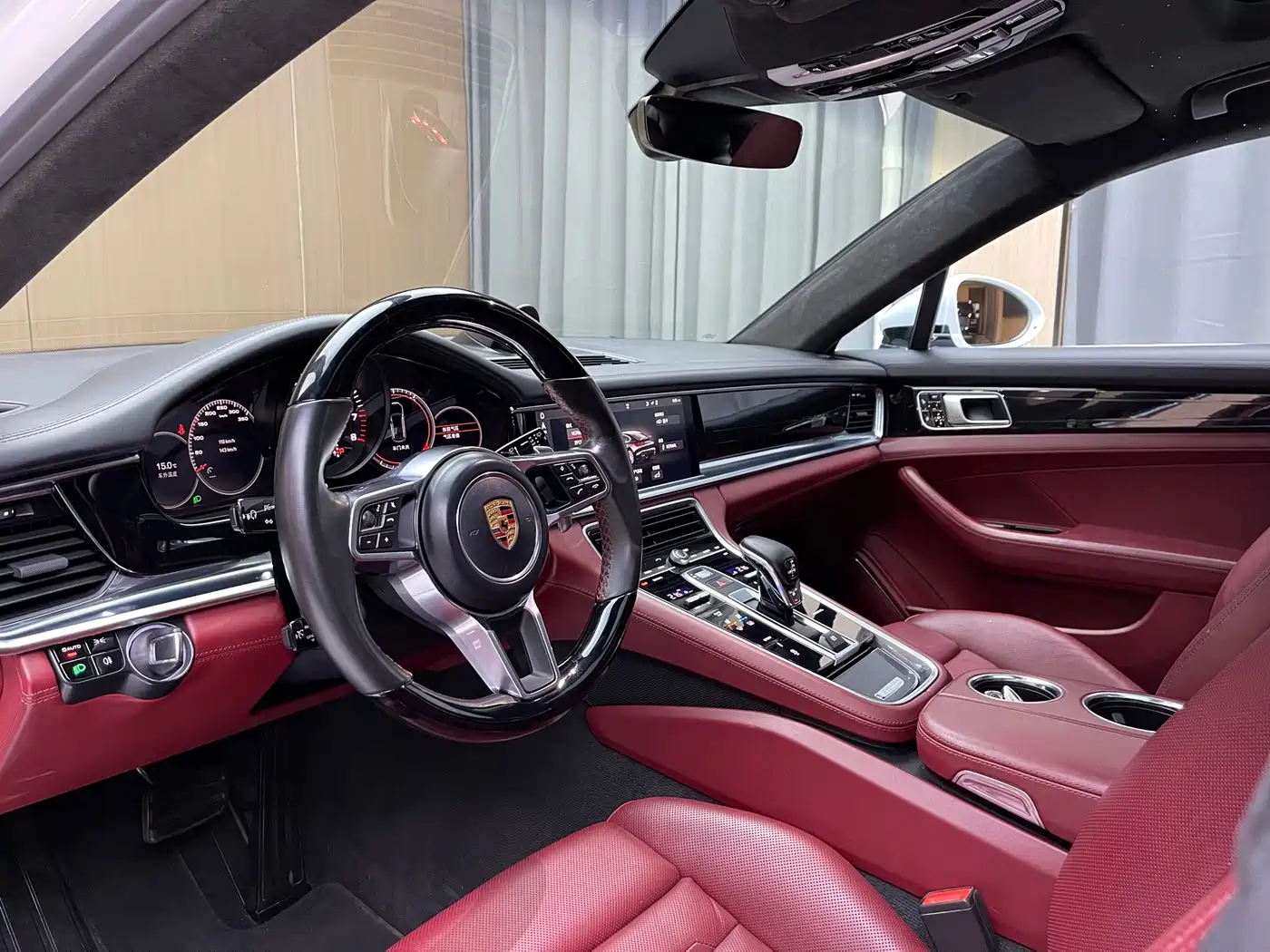 Porsche Panamera 2017 Panamera Executive Long Wheelbase 3.0T фото 4