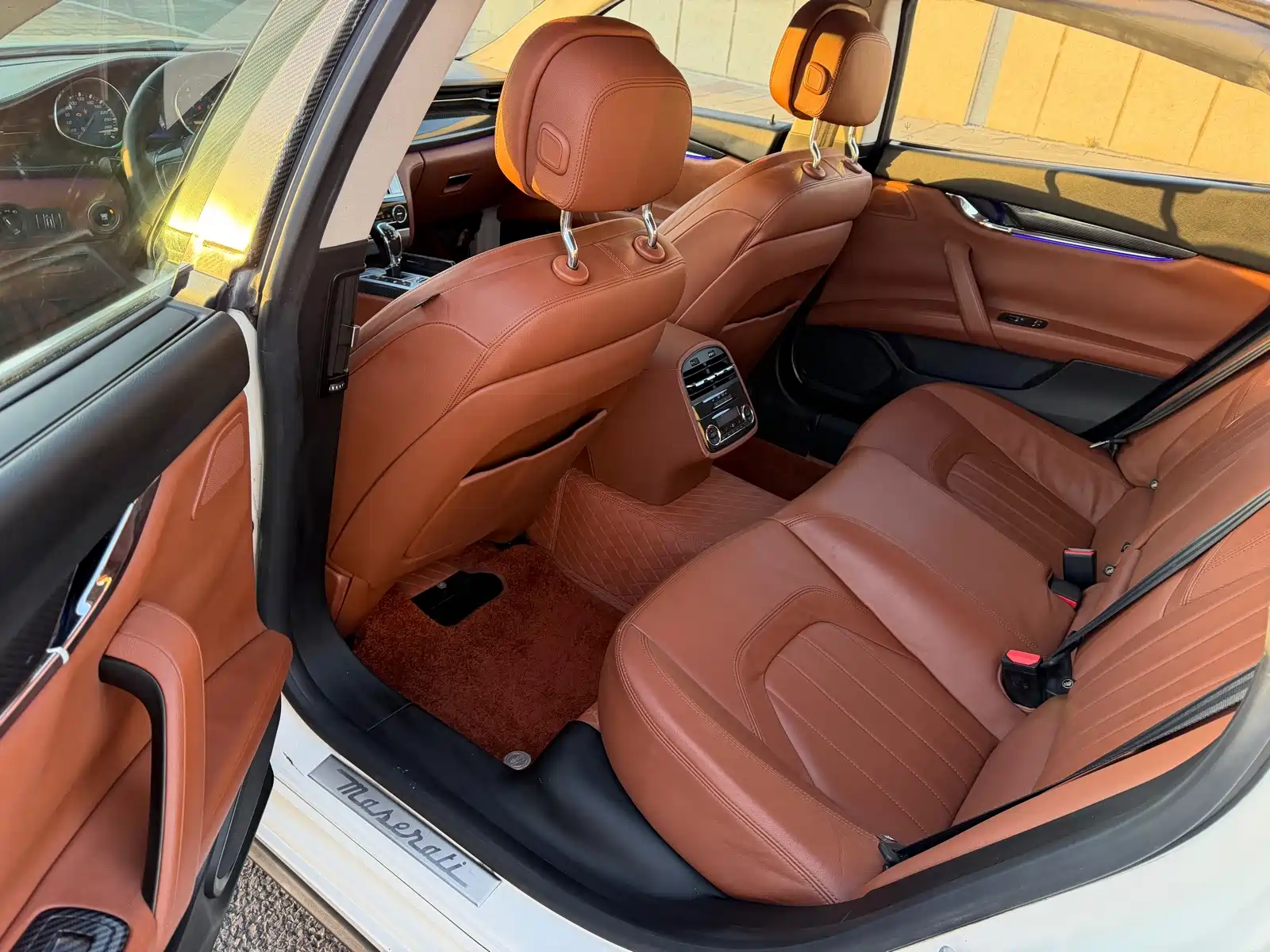 Фото 6 - Maserati Quattroporte