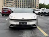 Photo 2 - Lynk & Co Z10