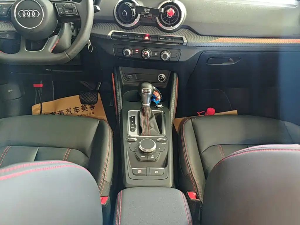 Audi Q2L 2024 2024 35TFSI Progressive Sport