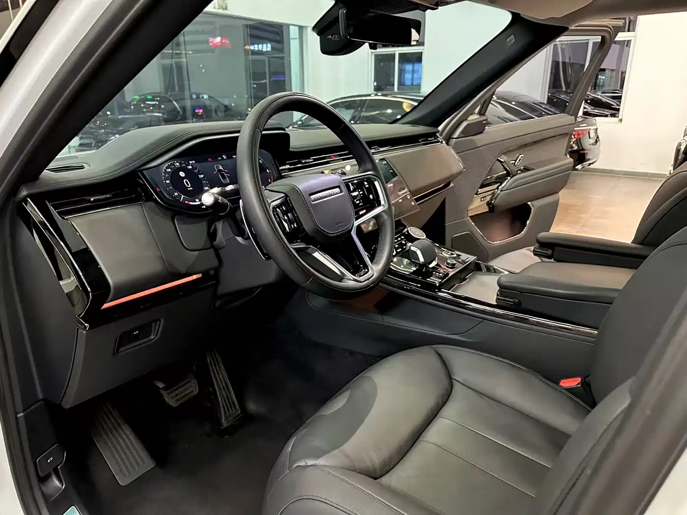 Land Rover Range Rover Sport 2023 360PS S фото 6