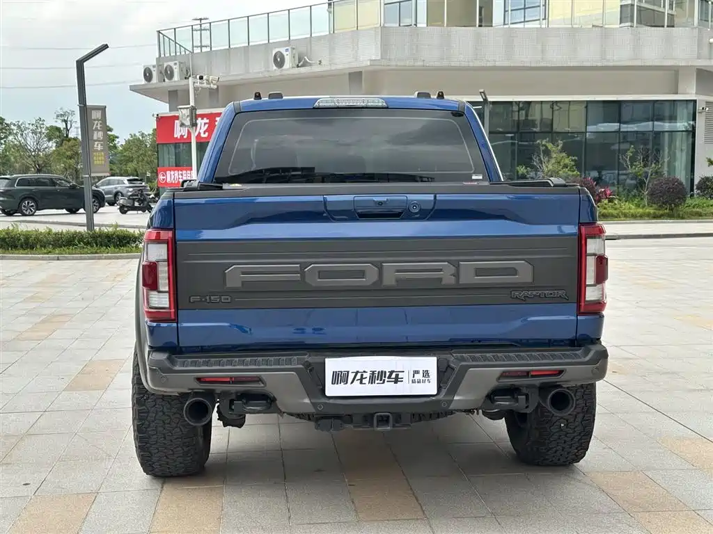 FORD F-150 RAPTOR