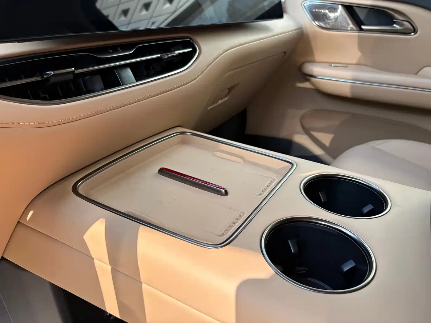 Hongqi HQ9 PHEV 2026