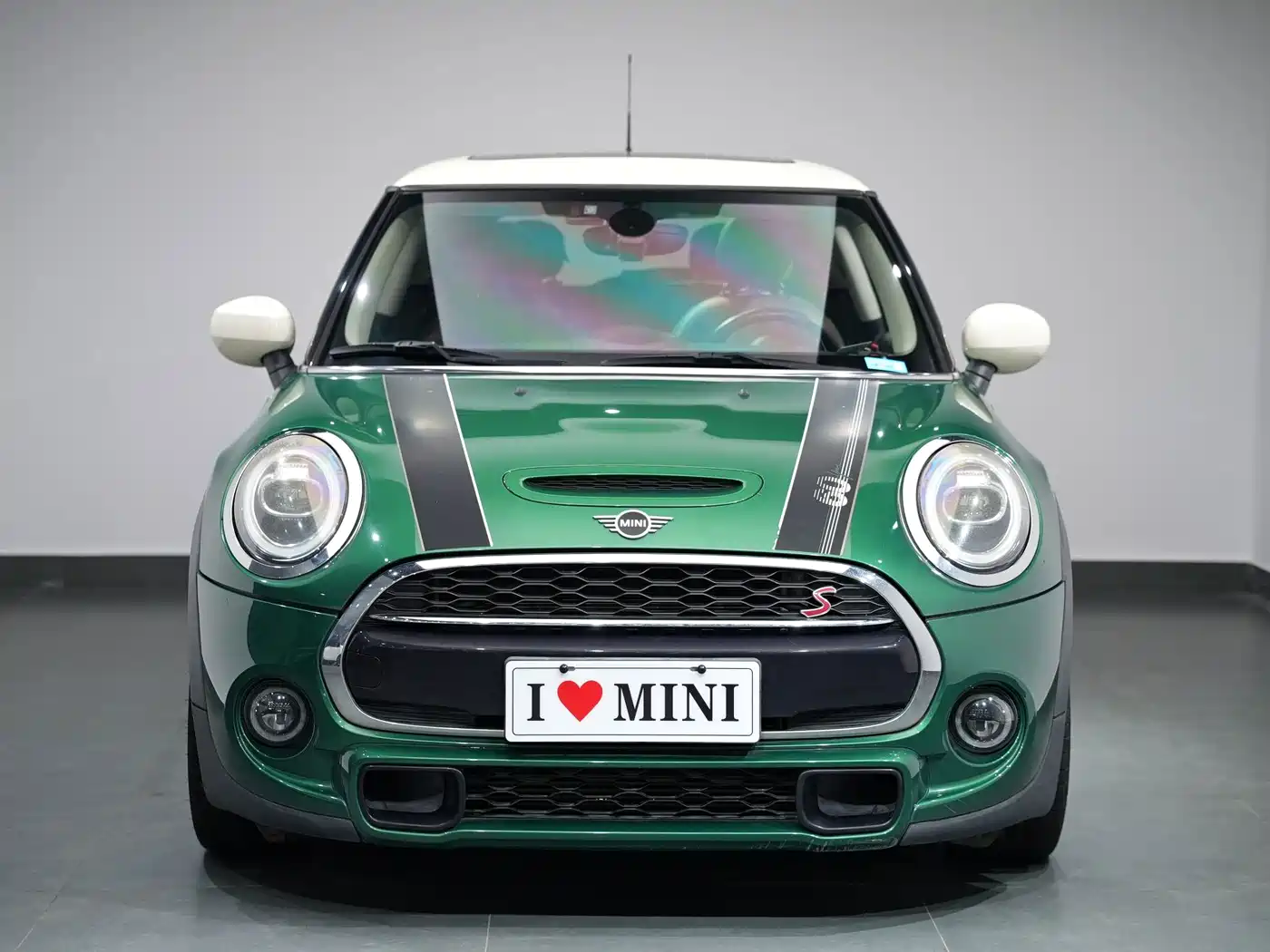 Фото 3 - MINI MINI