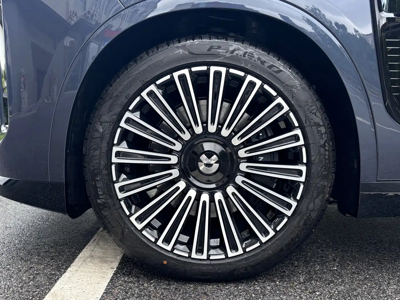 NIO ES8 2026 2025 Model 6-Seat Executive Luxury Edition