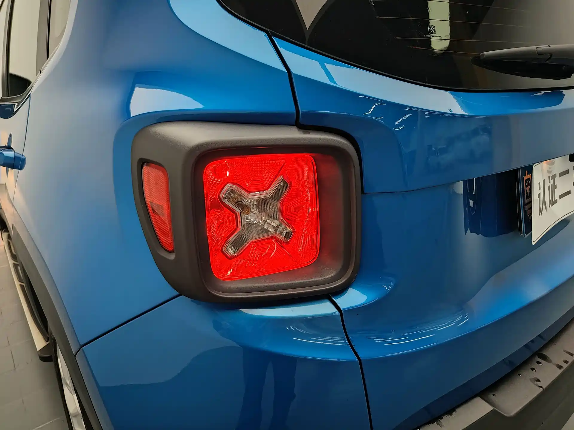 Photo 19 - Jeep Renegade