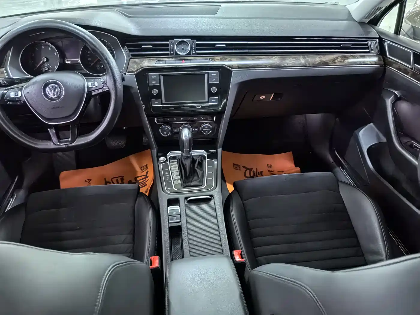 Volkswagen Magotan 2018 330TSI DSG Luxury фото 8