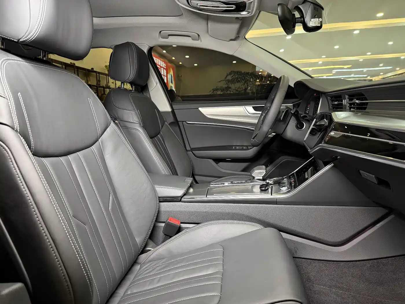 Audi A6L 2023 45 TFSI Premium Selection Dynamic фото 16