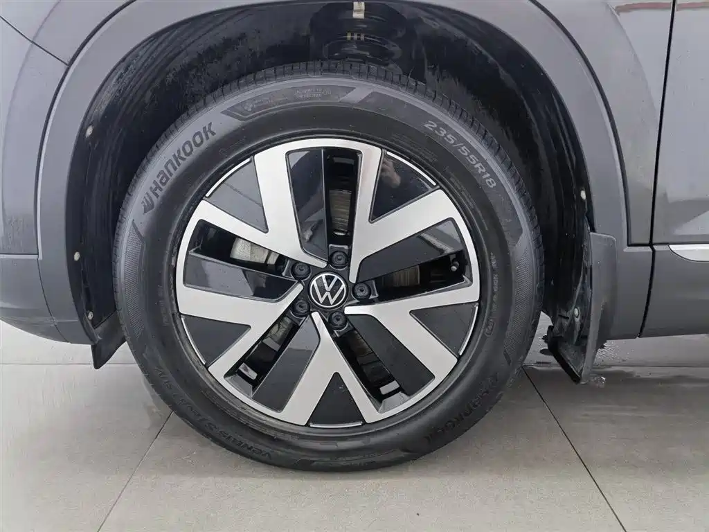 Volkswagen Tayron 2023 330TSI 2WD Luxury Plus Advanced Edition фото 17
