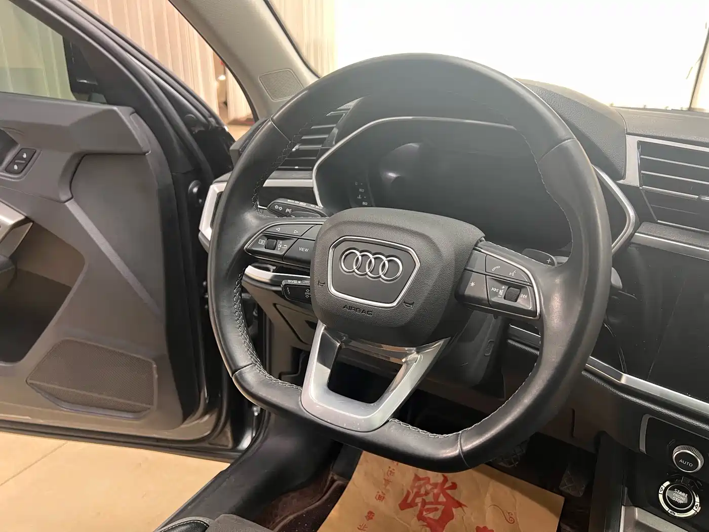 Audi Q3 2023 35 TFSI Fashion Dynamic Model (1.5T) фото 14