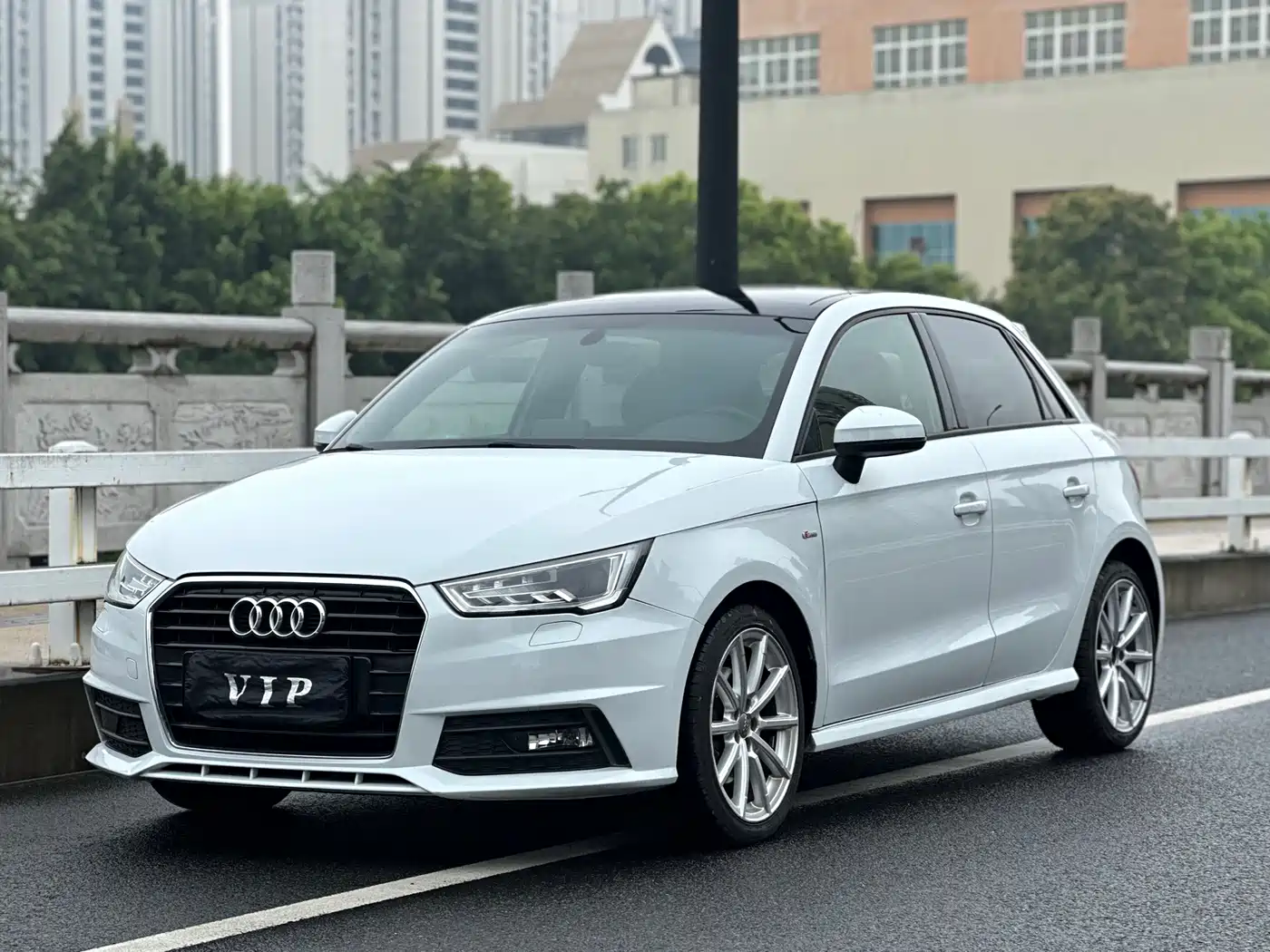Audi A1 2016 30 TFSI Sportback S Line Sport Edition