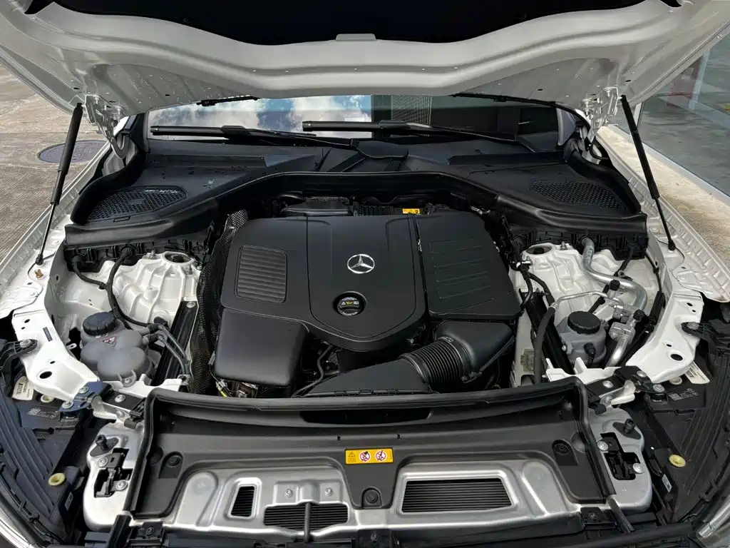 Mercedes-Benz GLC Coupe 2026 2024 Model GLC 300 4MATIC Coupe SUV