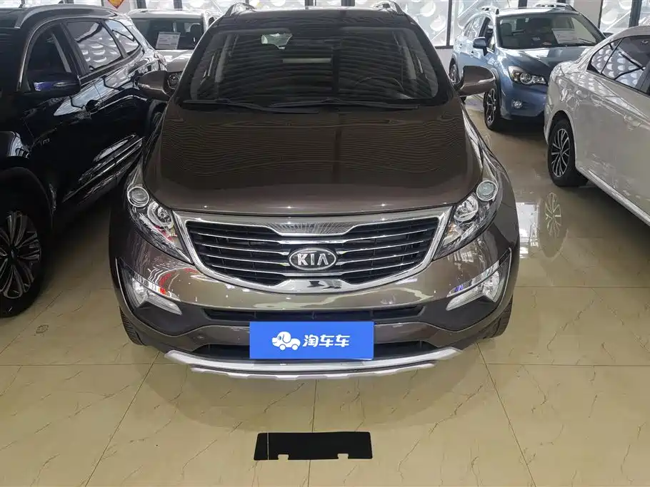 Kia Sportage 2014 2.0L Automatic 2WD DLX фото 2