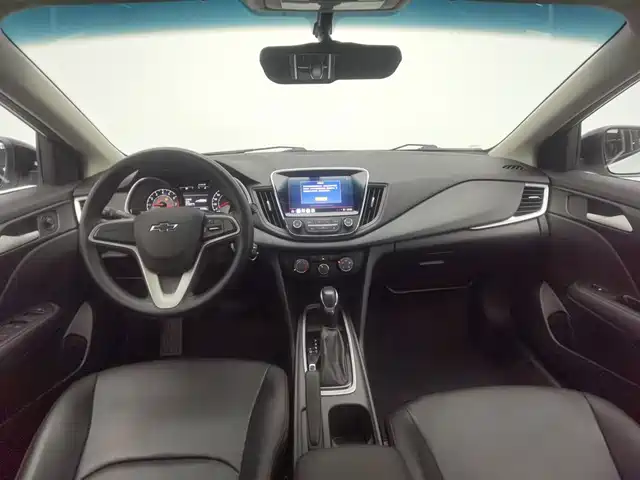 Chevrolet Monza 2019 Redline 320T DCT Joy Edition China VI — фото 5