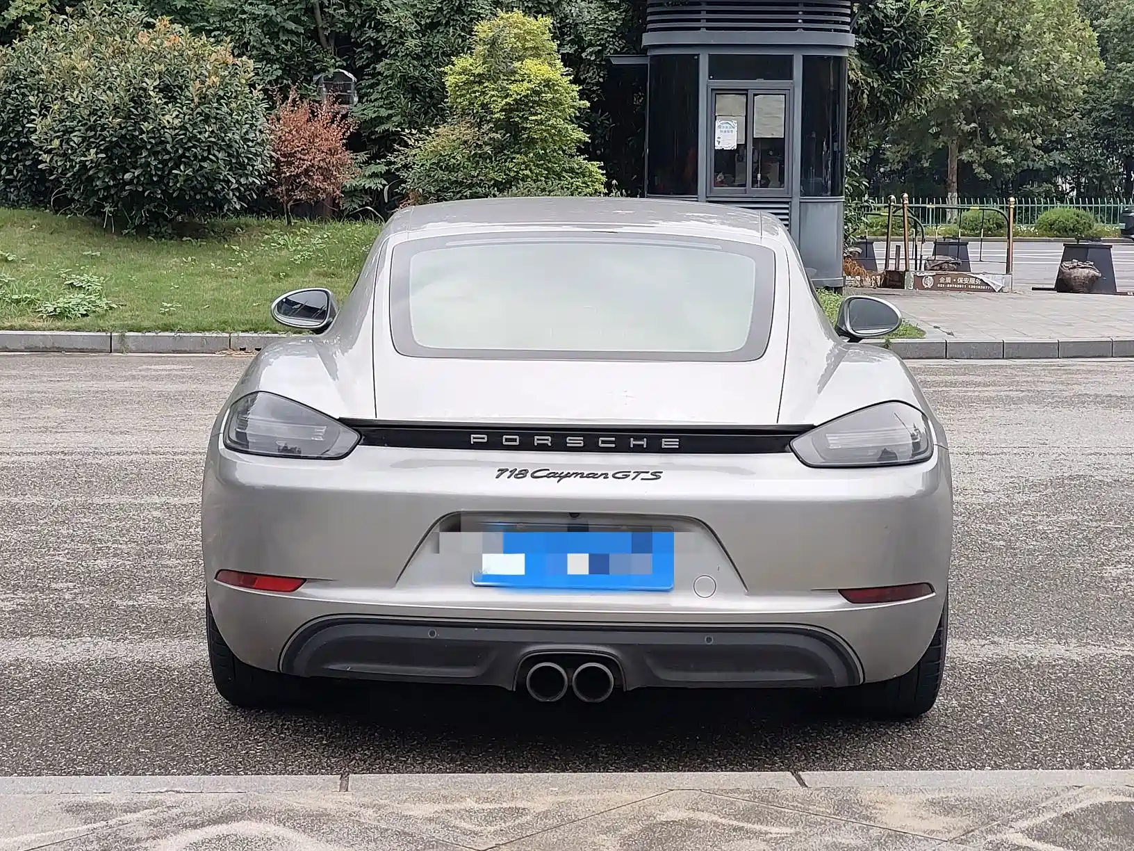 Photo 5 - Porsche 718