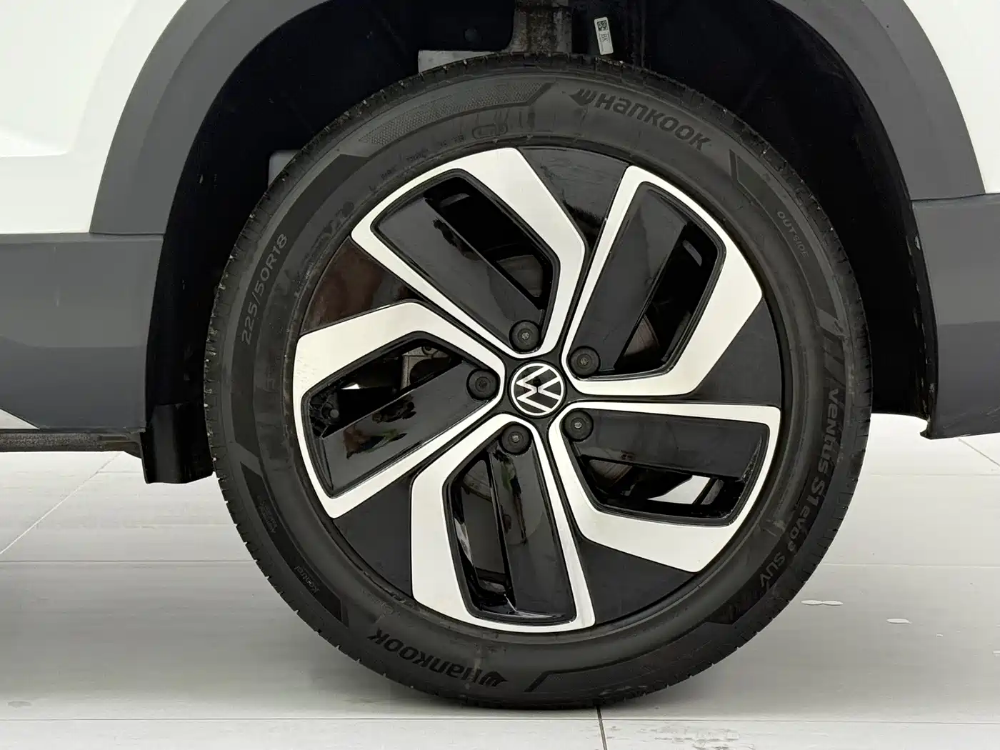 Volkswagen Tharu, миниатюра 18