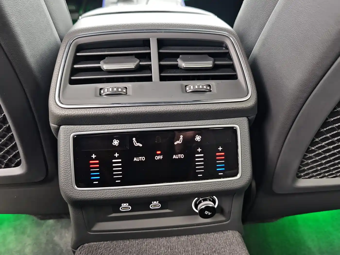Audi A6L 2024 45 TFSI quattro Premium Dynamic фото 15