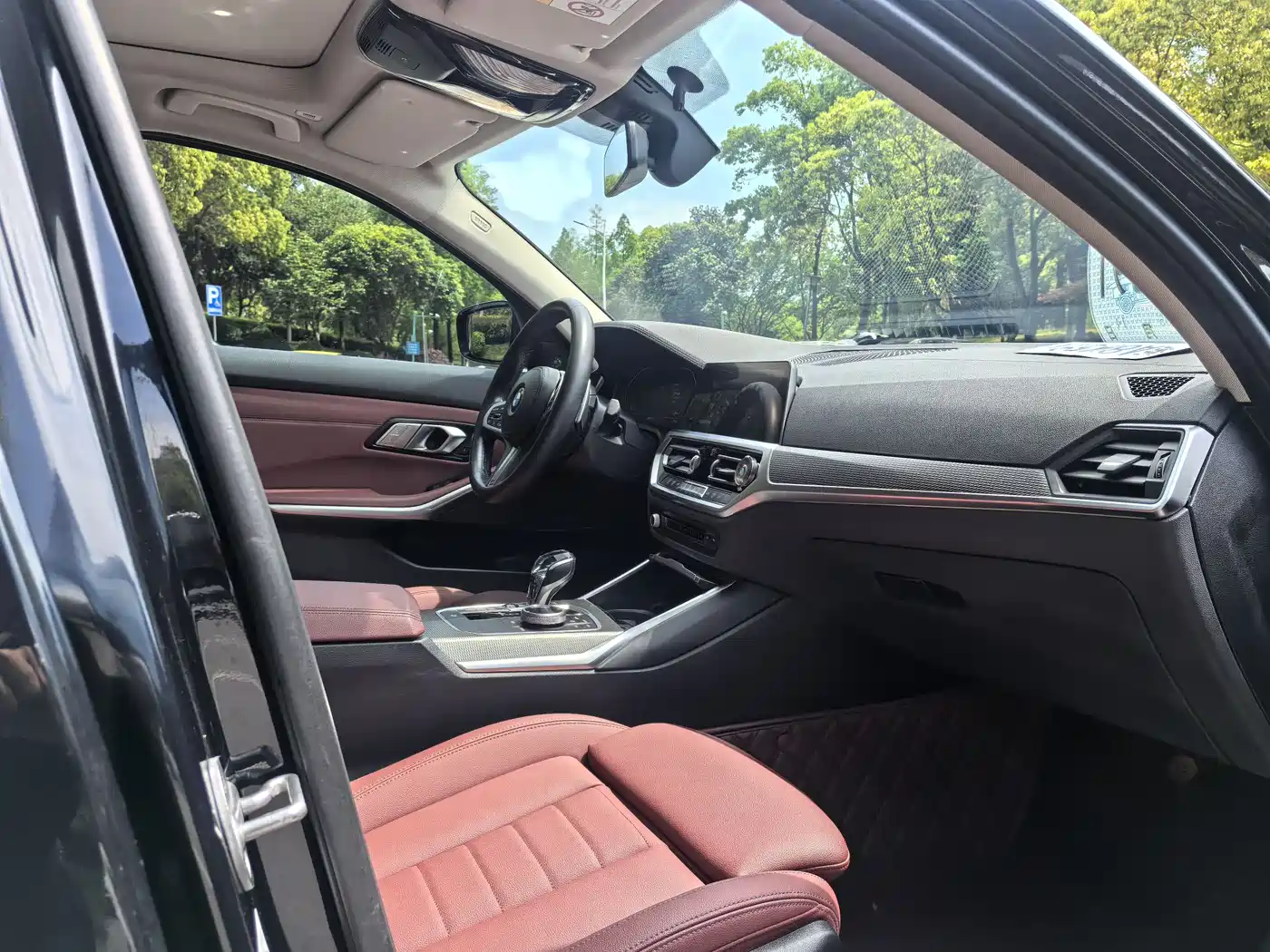 BMW 3 Series 2021 Second Facelift 325Li M Sport Night Package фото 9