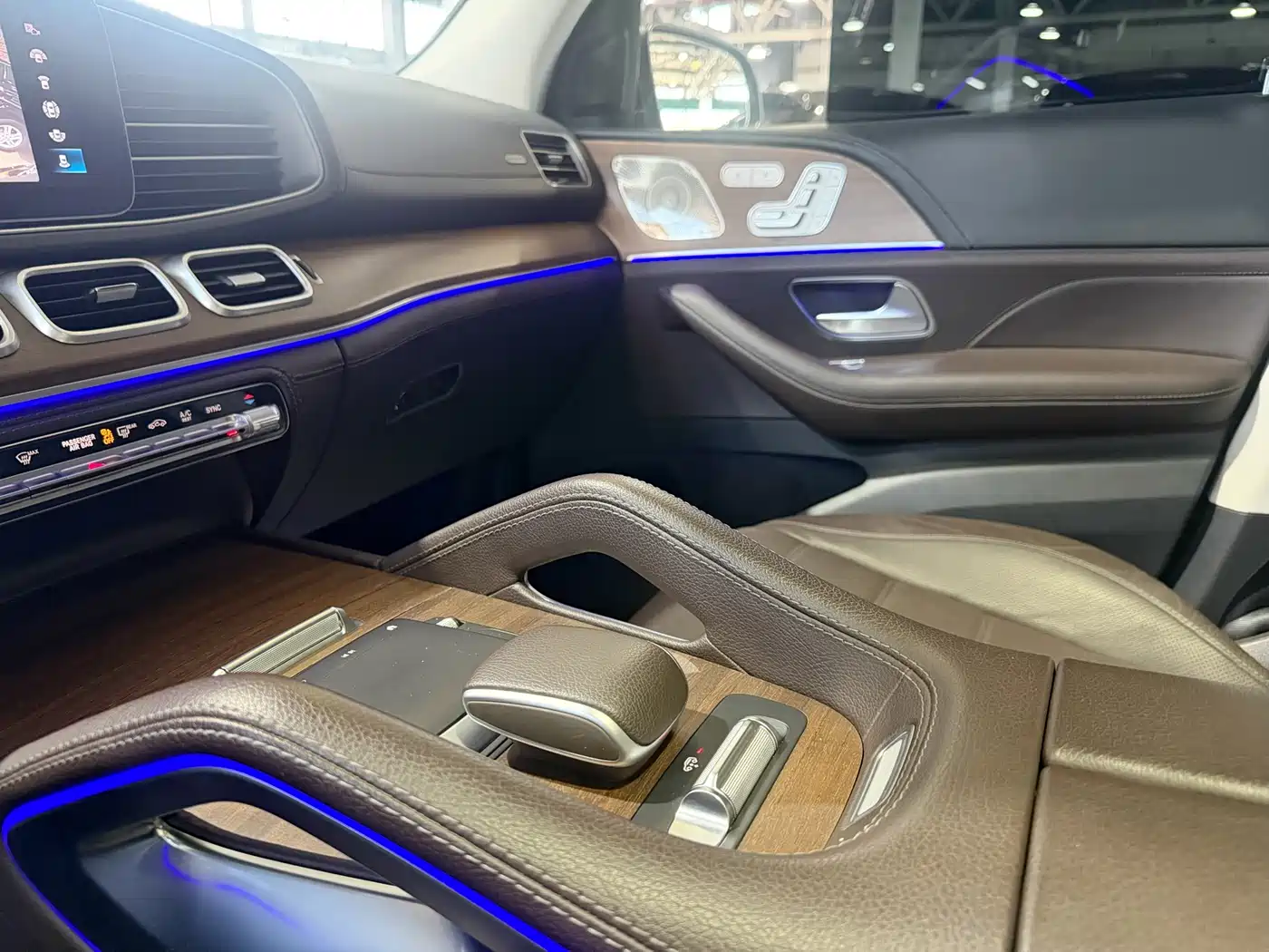 Mercedes-Benz GLS 2022 GLS 450 4MATIC Luxury фото 14