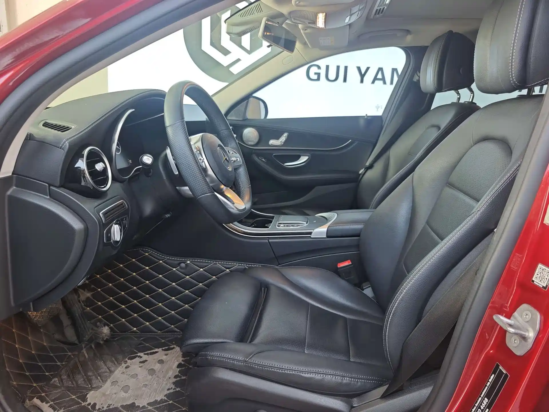 Фото 8 - Mercedes-Benz C-Class