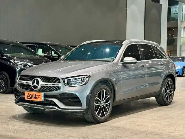 mercedes-benz glc