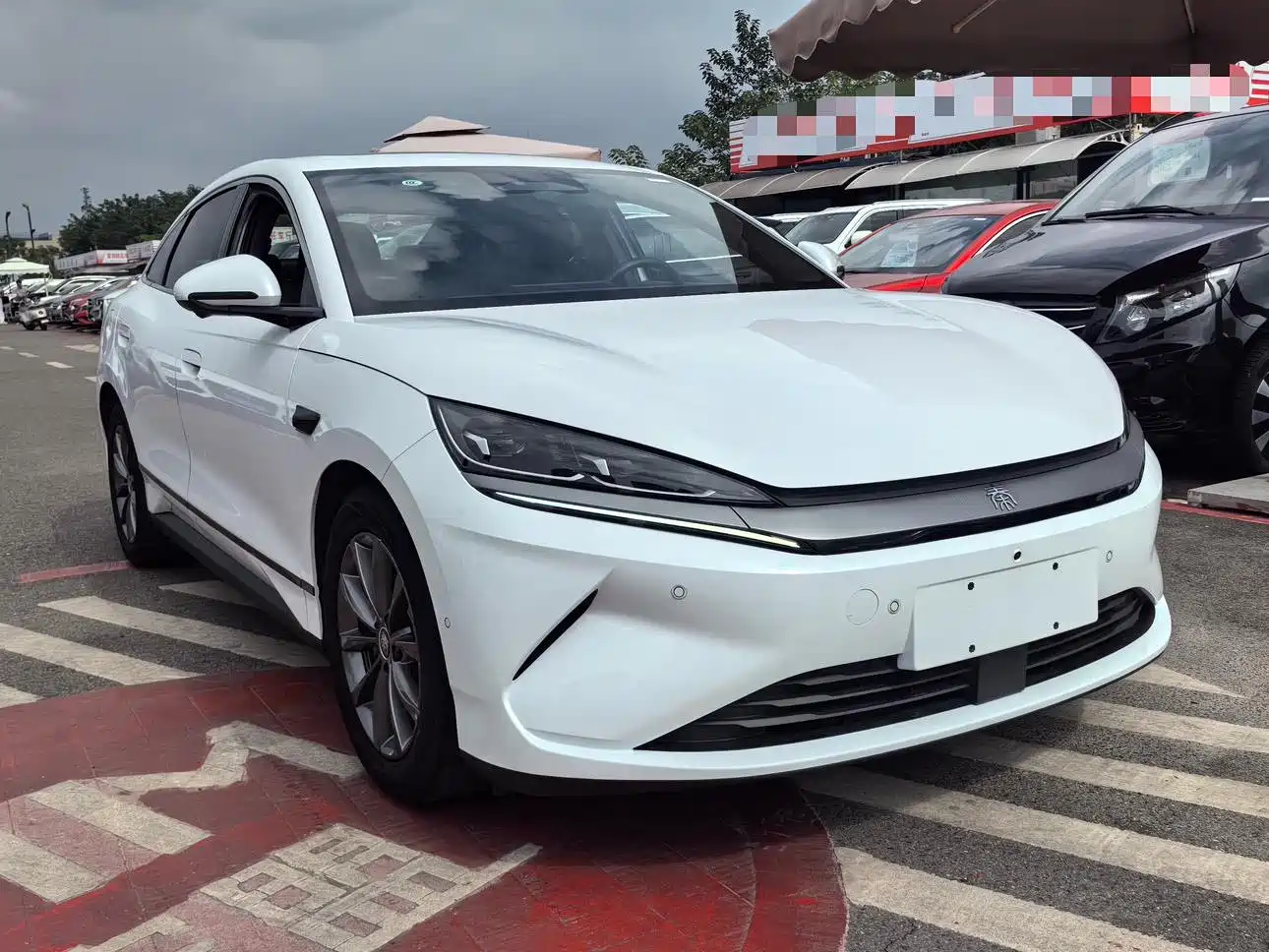 BYD Qin L 2025 EV 545KM Superior фото 3