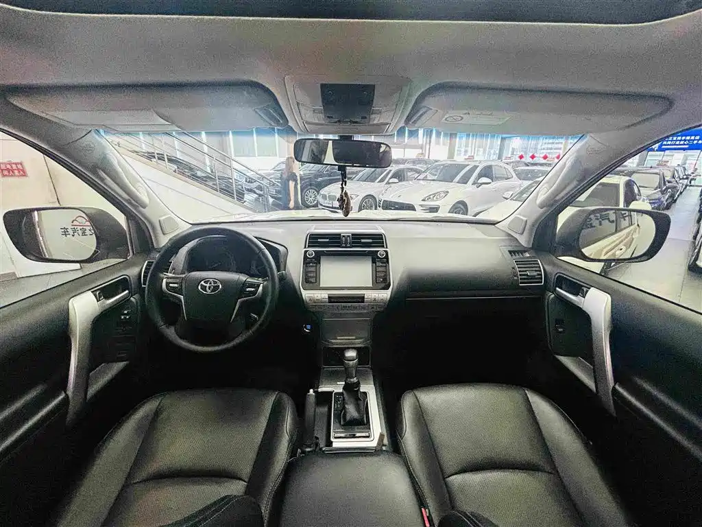 Toyota Prado 2020 2019 3.5L Automatic TX-L Zunxiang Edition with Rear-mounted Spare Tire