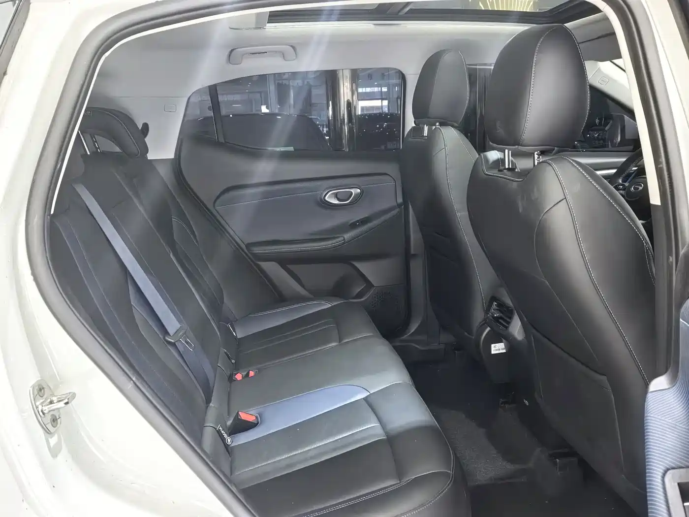 GAC Trumpchi Trumpchi GS3 2023 Shadow Speed 270T Power Enjoyment Edition фото 12