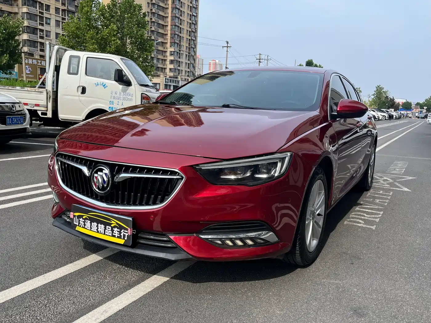 Photo 2 - Buick Regal