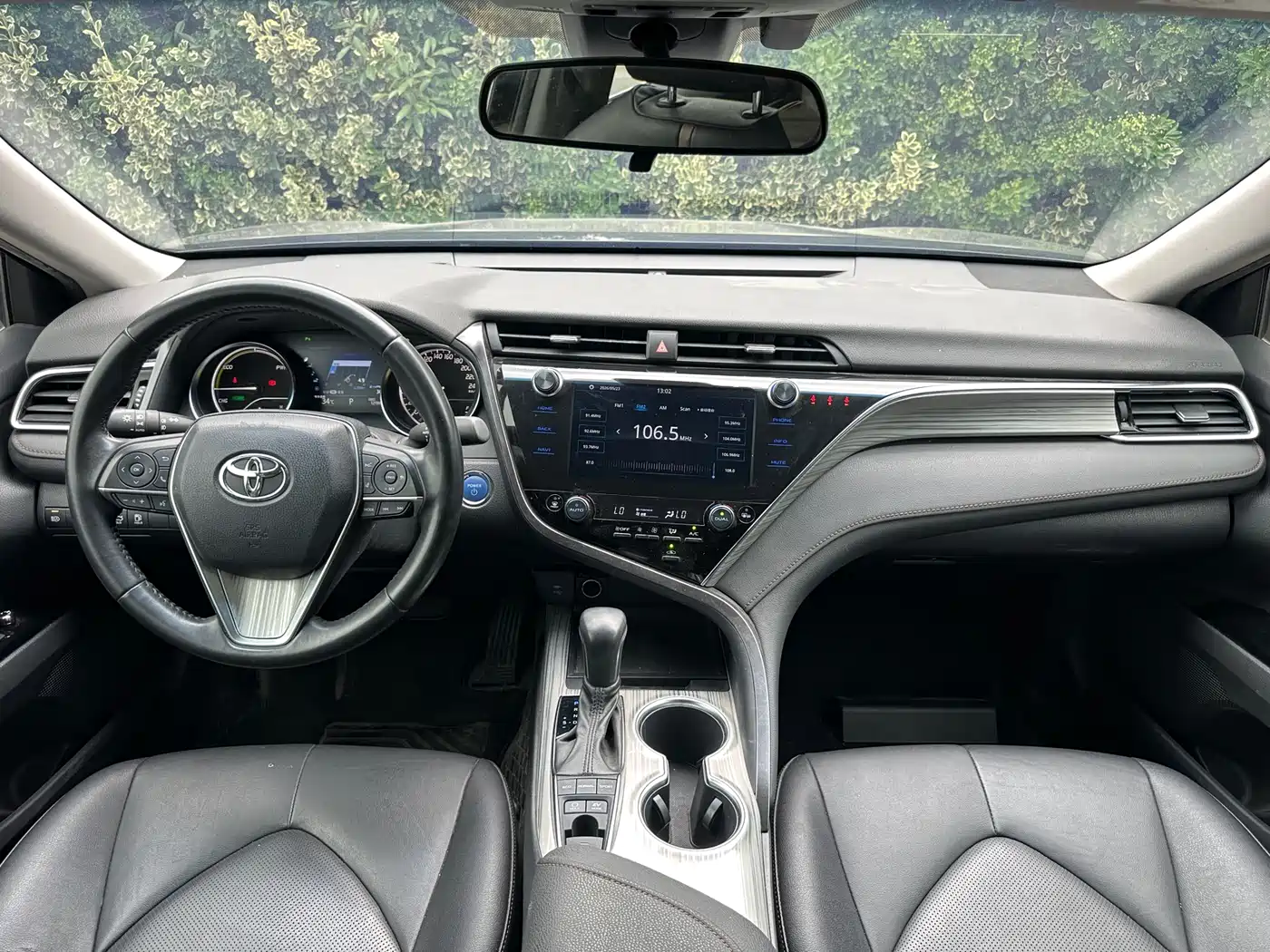 Toyota Camry 2019 Hybrid 2.5HG Luxury Edition China V фото 11